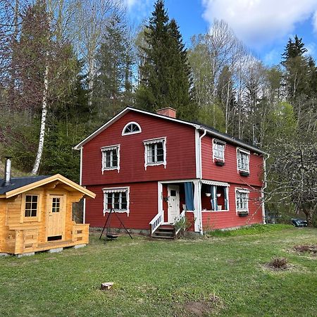 Charmig Villa Med Bastu Och Snabbt Wifi Langav Экстерьер фото